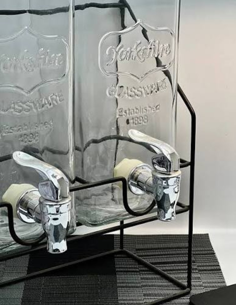Dispensador de agua manual 2