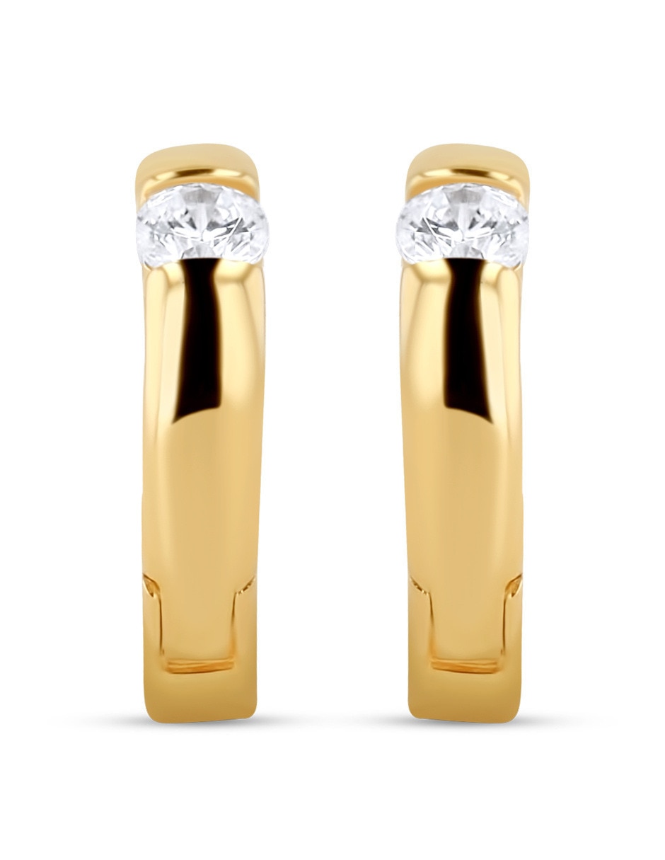 Arracadas de oro amarillo 14 k con acabado brillante zirconia Arracadas de oro amarillo 14 k con acabado brillante zirconia