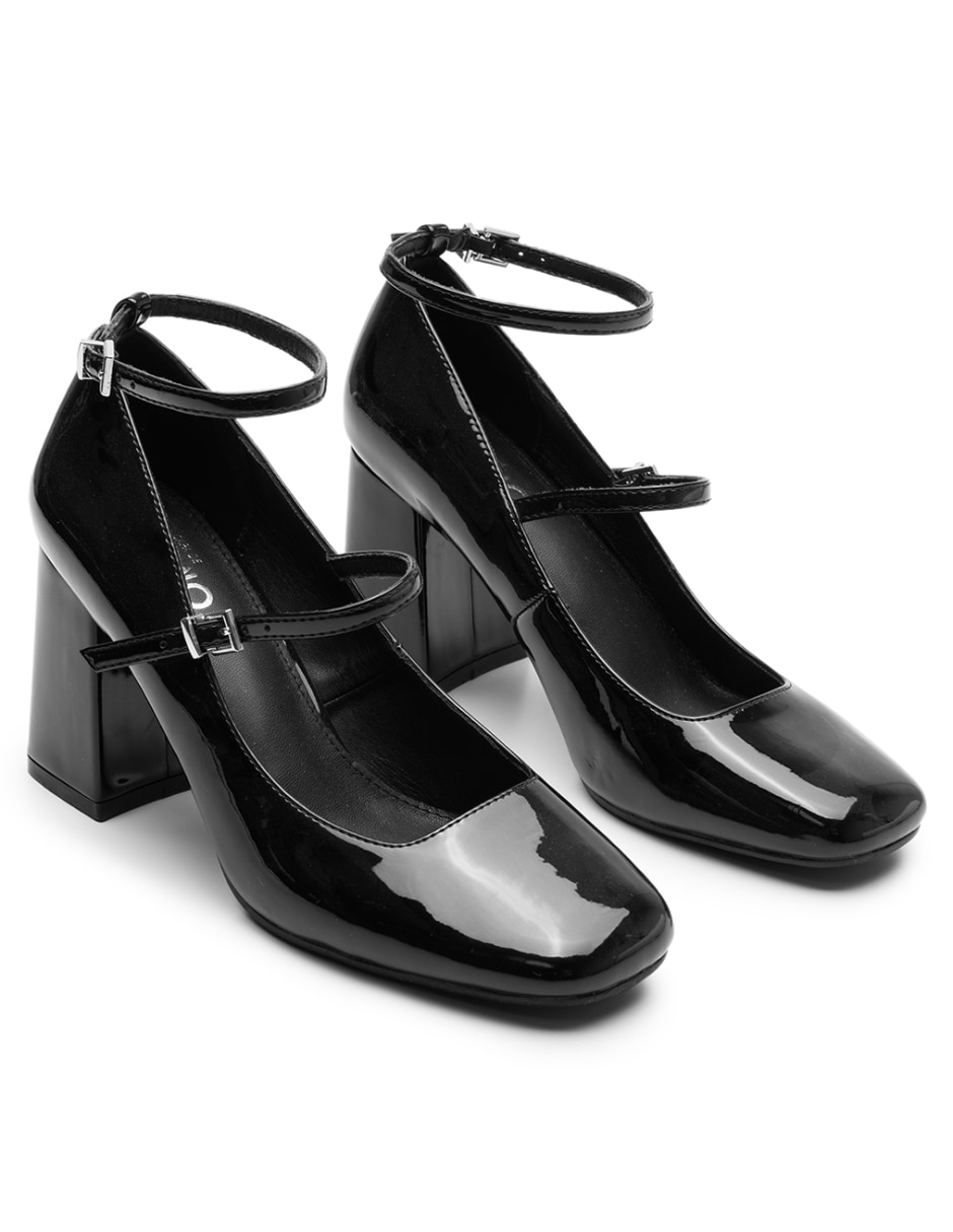 Zapatilla 4