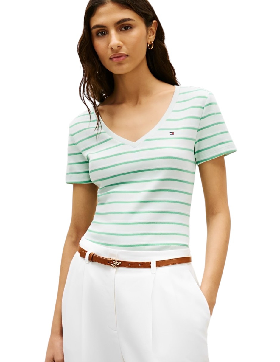 Playera manga corta cuello v para mujer Playera manga corta cuello v para mujer