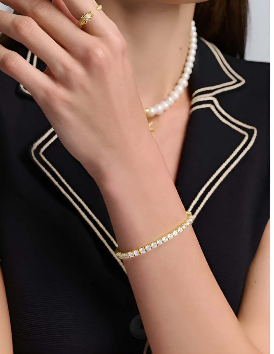 Pulsera con zirconia acabado