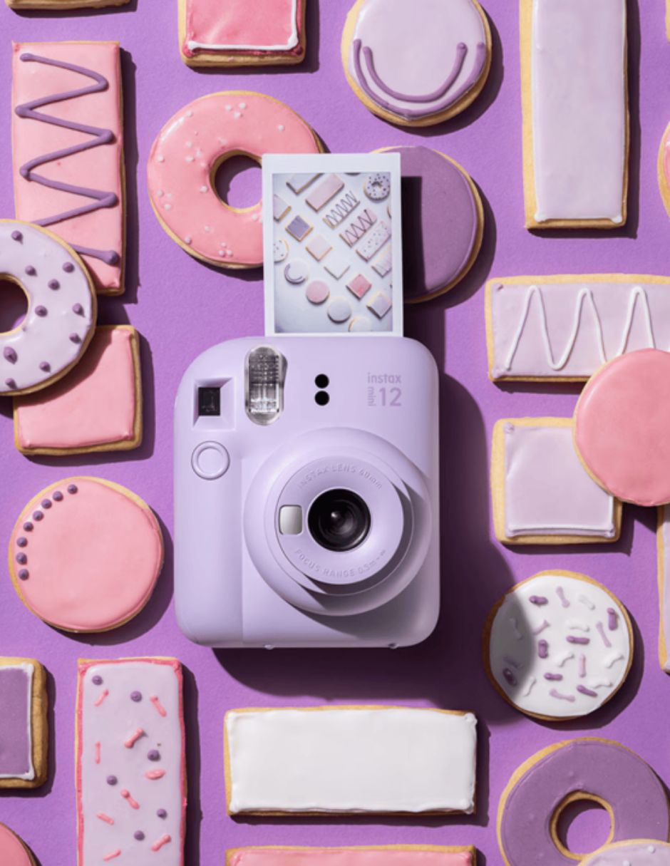 Cámara instantánea modelo fuji instax mini 12 holiday bundle 3