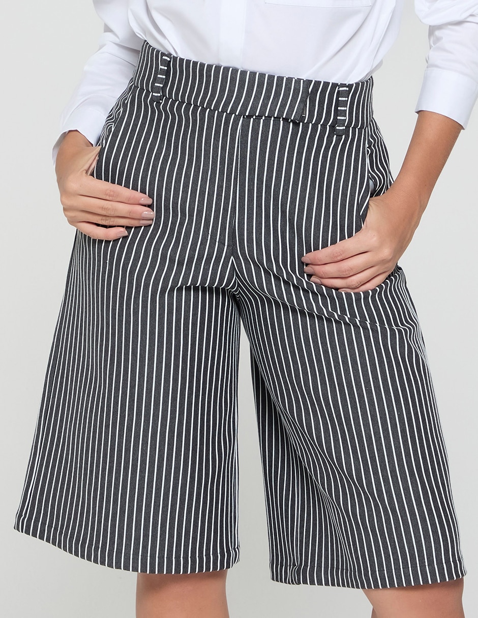 Short/Bermuda STUDIO F de Rayón y poliéster para mujer