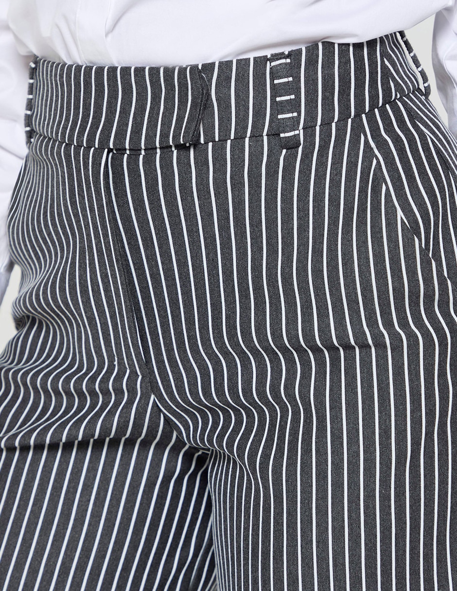 Short/Bermuda STUDIO F de Rayón y poliéster para mujer