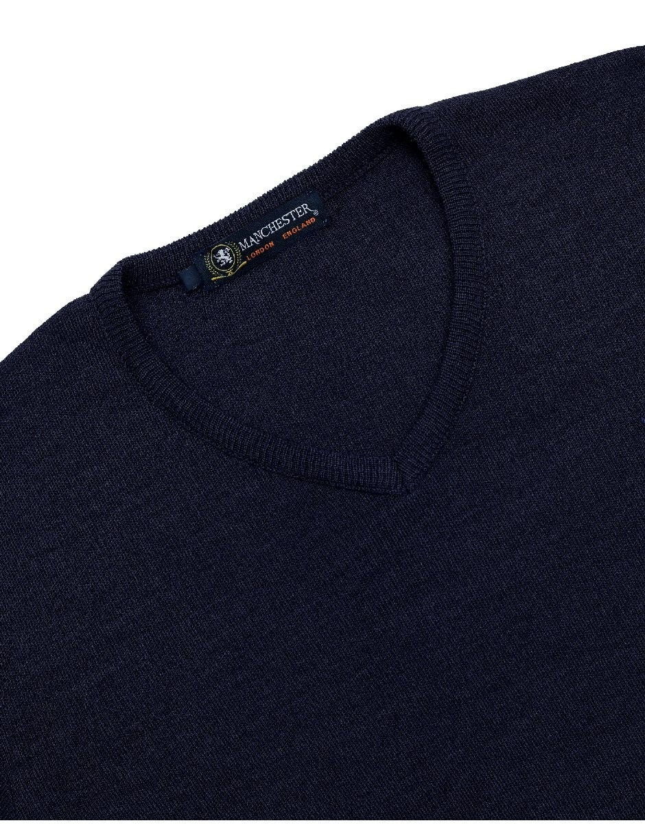 Suéter MANCHESTER cuello V para hombre 2