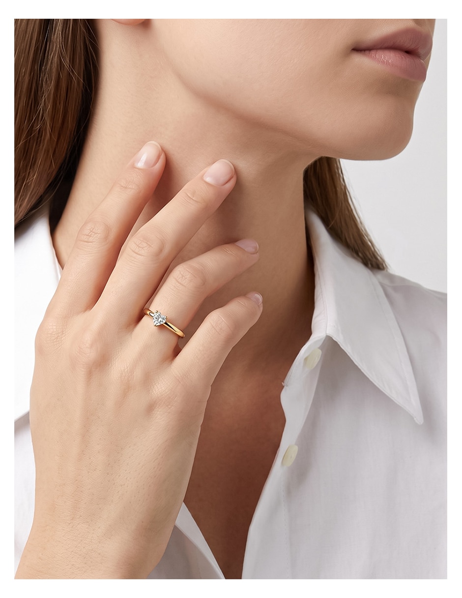 Anillo de compromiso de 14 k zirconia 5