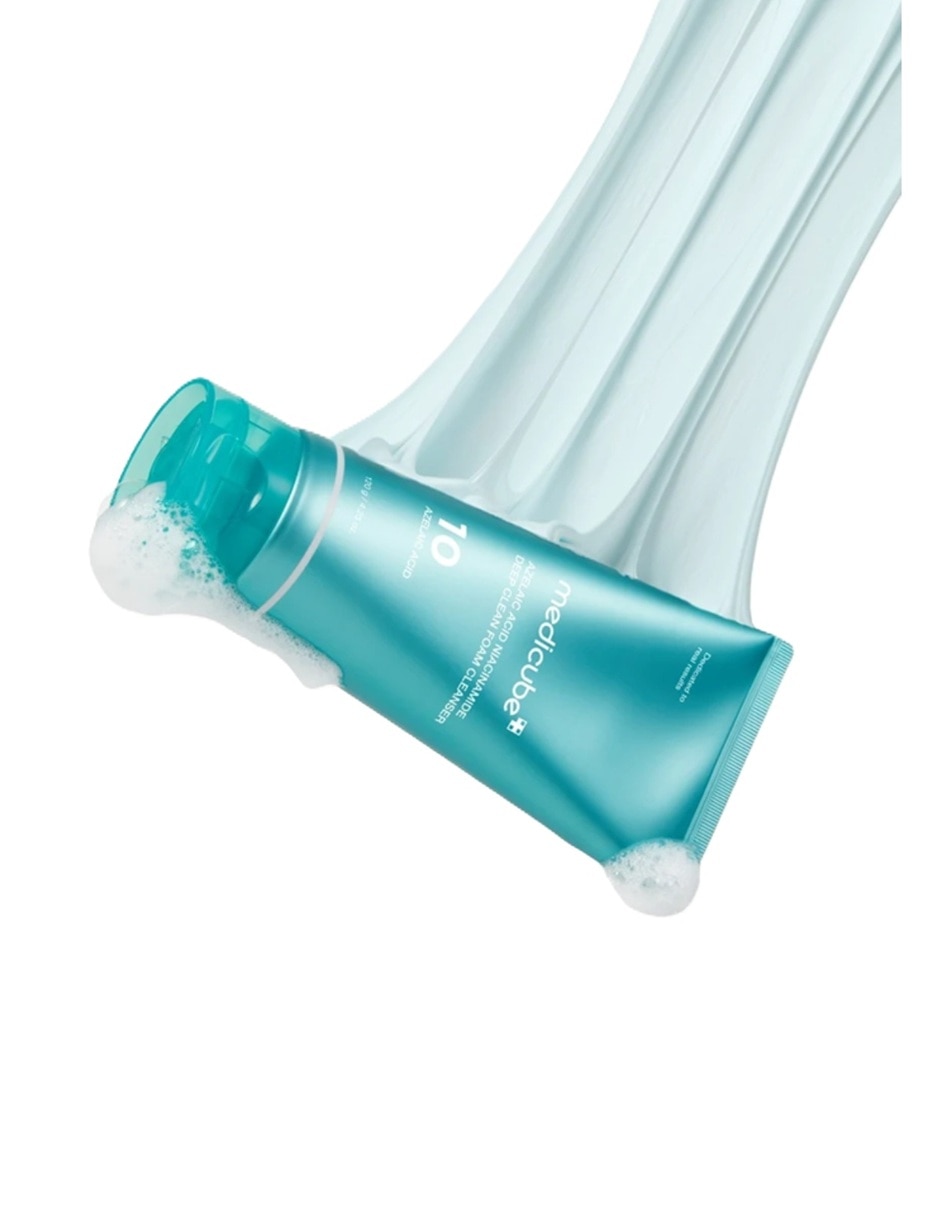 Limpiador facial Acido Azelaico y Niacinamida Medicube para eliminar el brillo