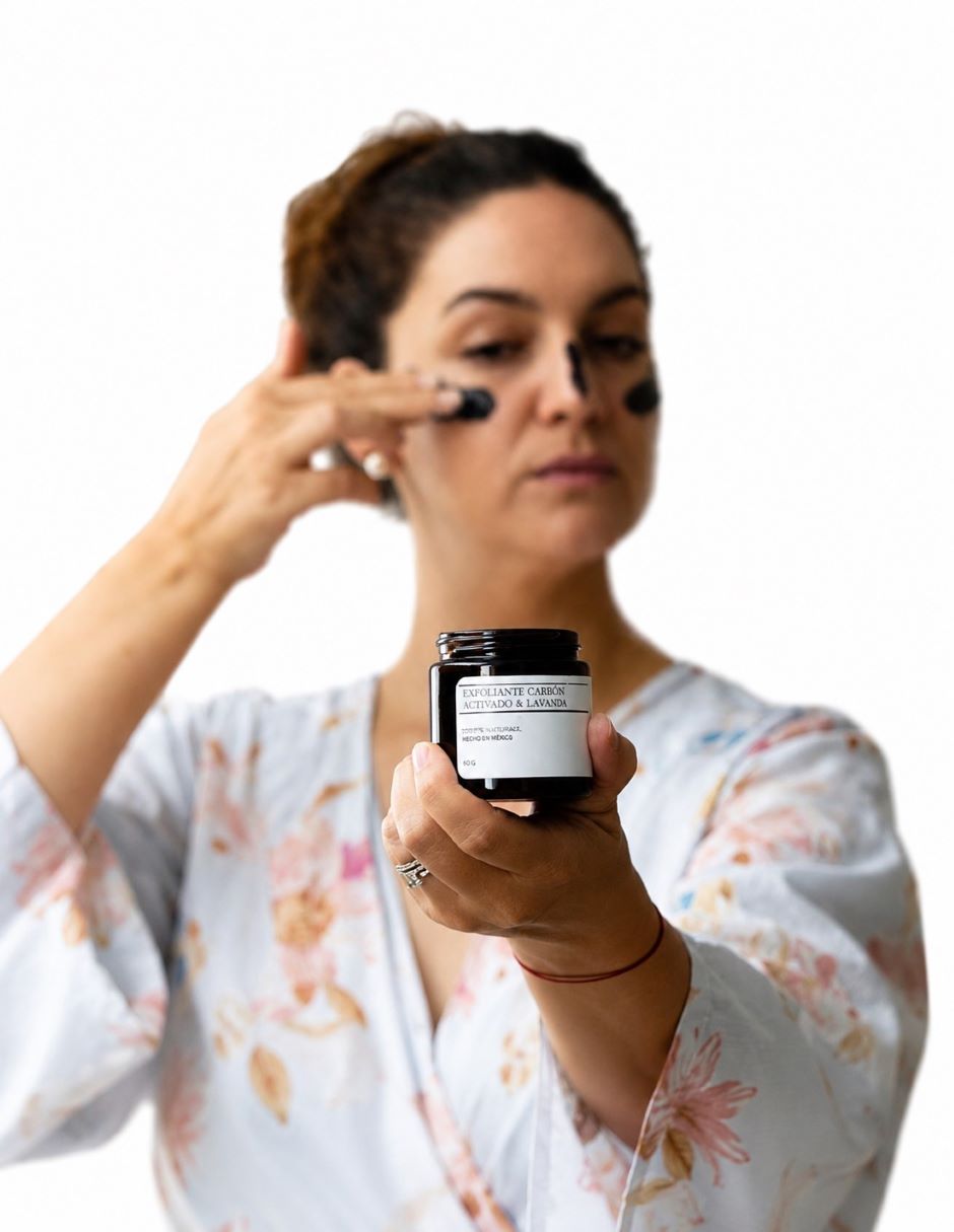 Exfoliante facial carbón activado y lavanda todo tipo de piel