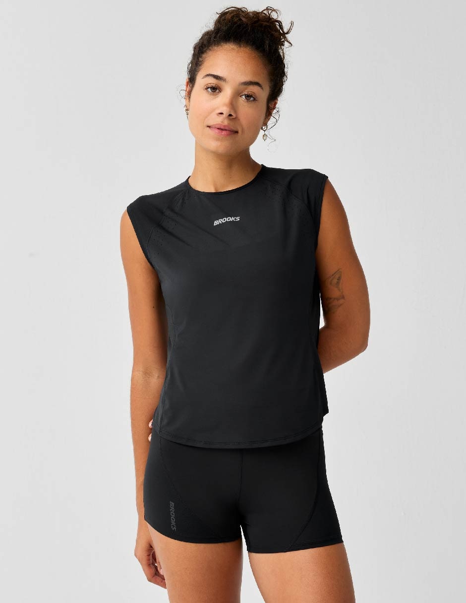 Playera deportiva para correr Dash Cooling Short Sleeve de mujer