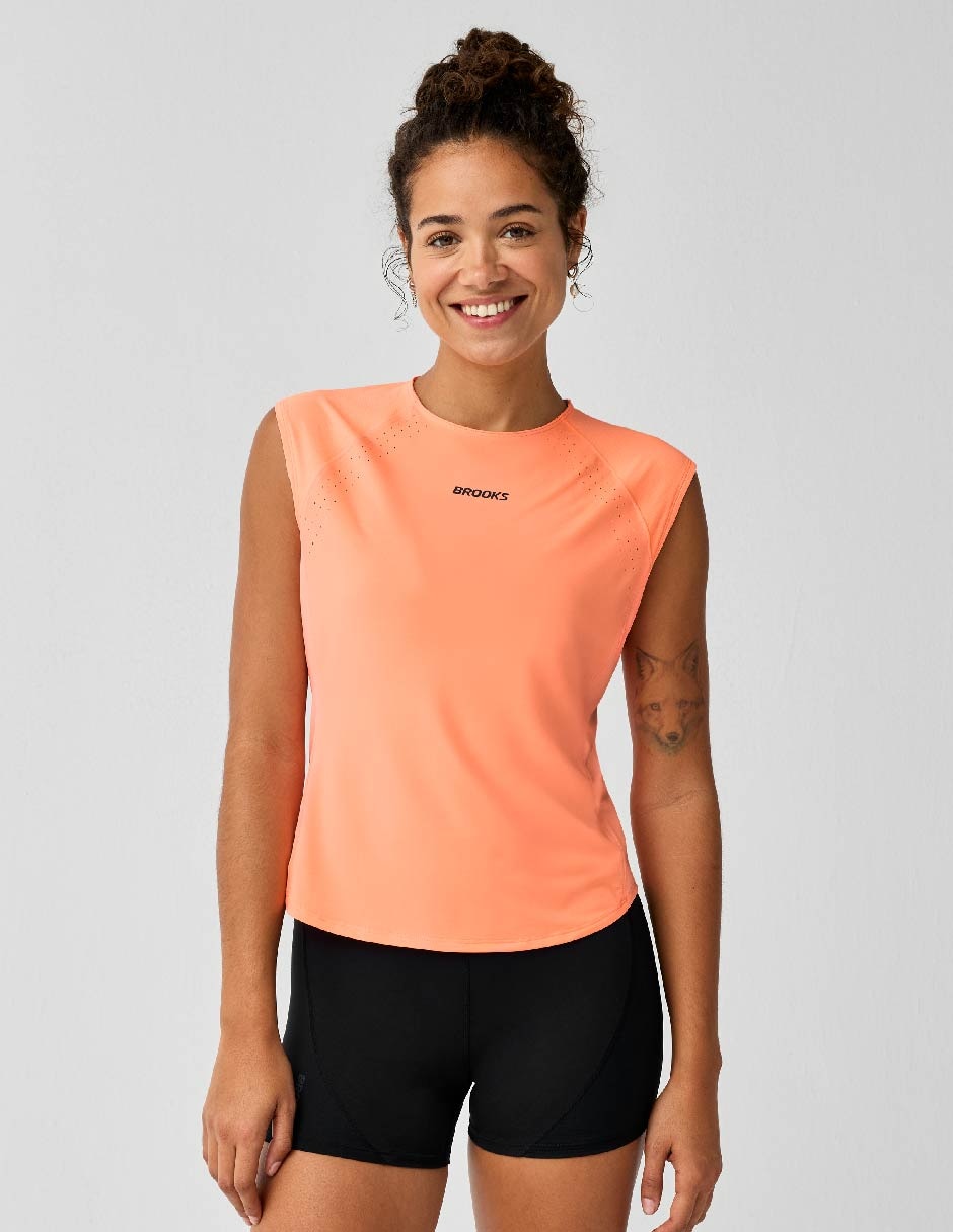 Playera deportiva para correr Dash Cooling Short Sleeve de mujer