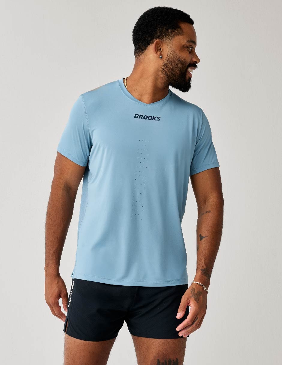 Playera deportiva para correr Dash Cooling Short Sleeve de hombre Playera deportiva para correr Dash Cooling Short Sleeve de hombre