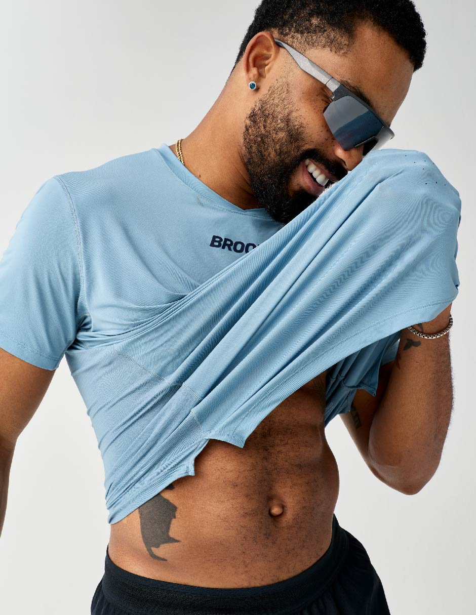 Playera deportiva para correr Dash Cooling Short Sleeve de hombre 4