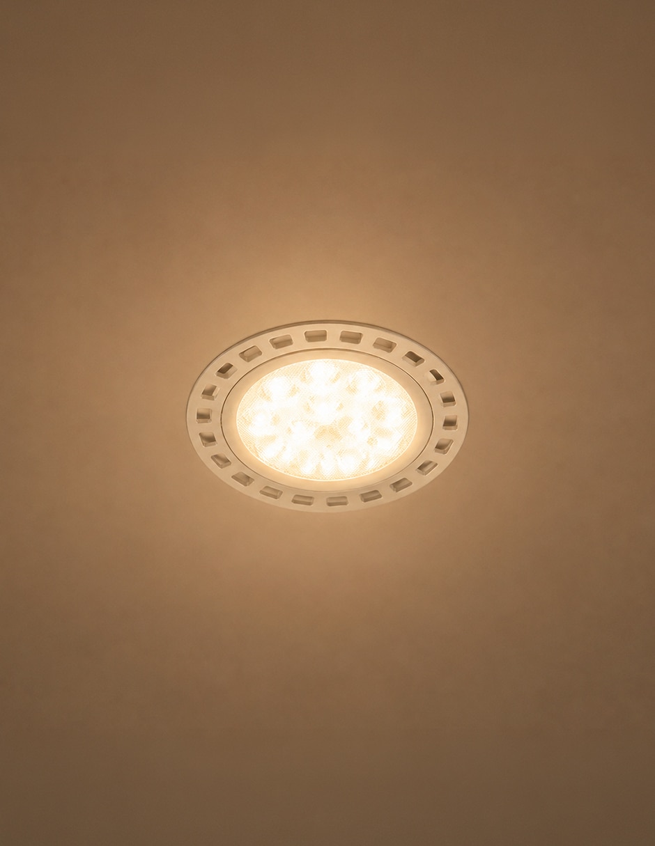 Lámpara blanca led-ar111mv 2