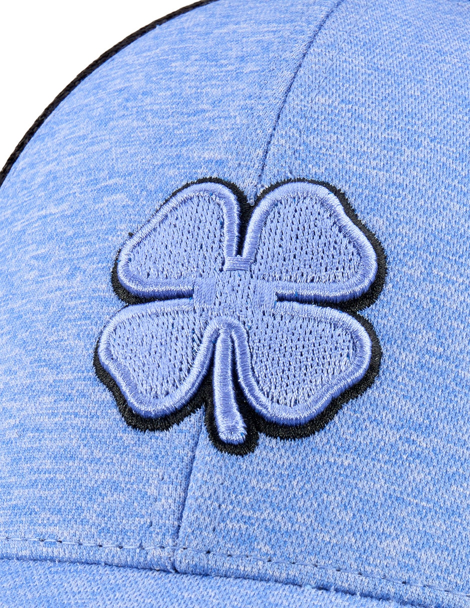 Gorra con visera curva casual black clover perfect luck unisex 2