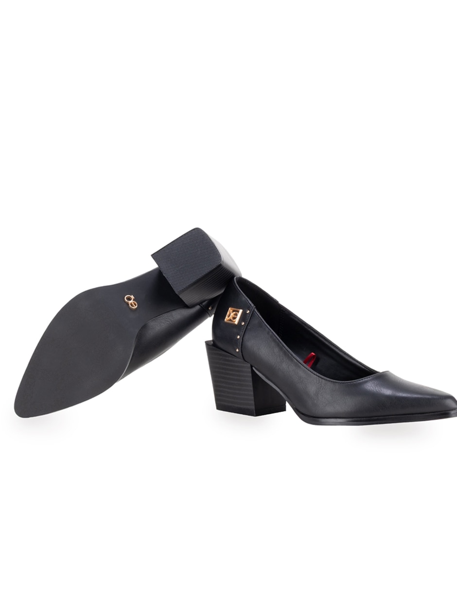 Zapatilla de piel 2