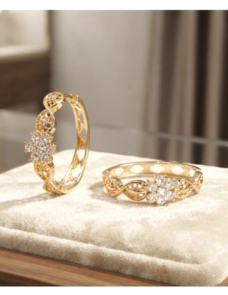 Arracadas elegantes de oro laminado 14 k con acabado brillante zirconia cúbica 4