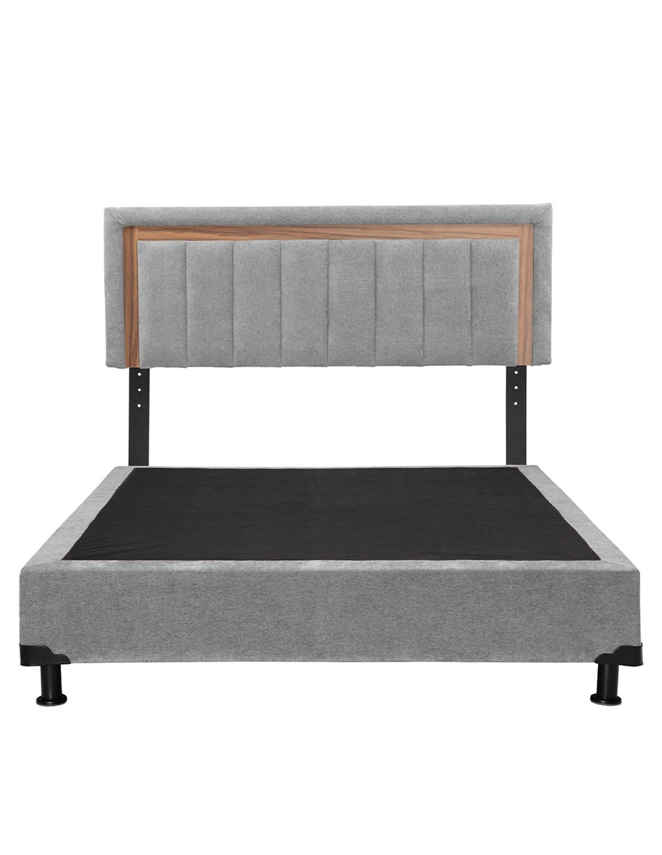 Cama de madera y tela 4