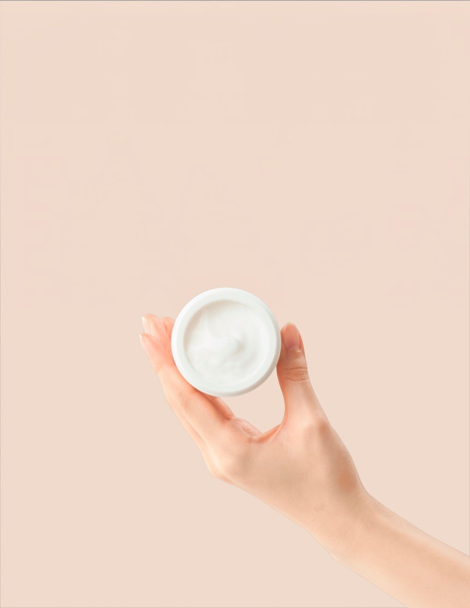 Crema facial recomendada para aclarar Día y noche todo tipo piel 3