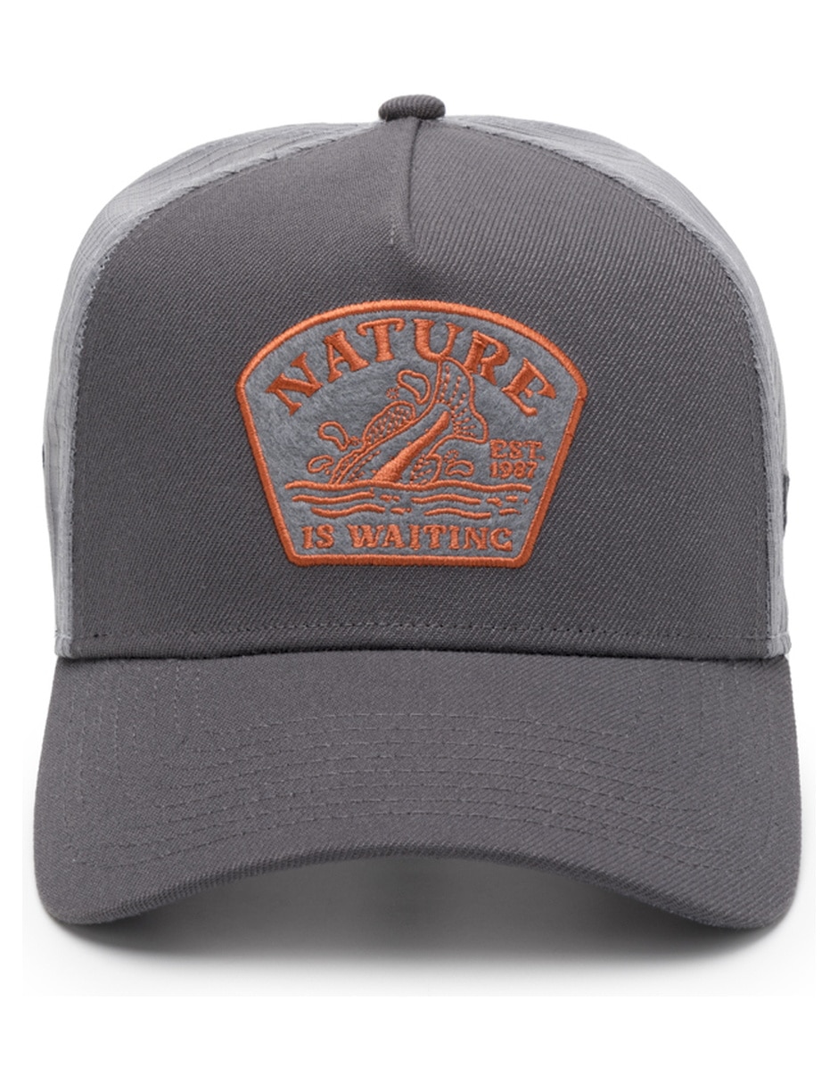 Gorra con visera plana para hombre