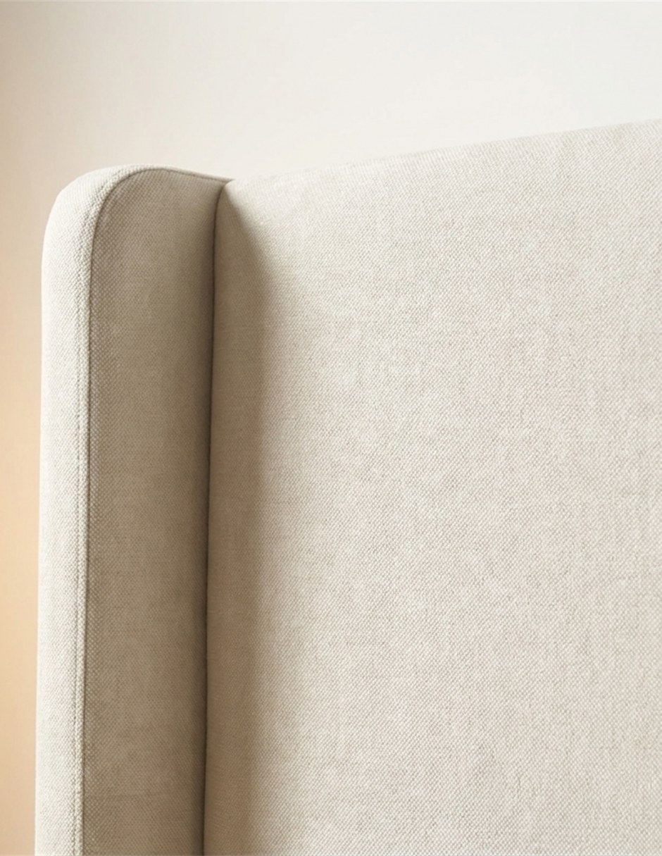 Cama de madera y tela 2
