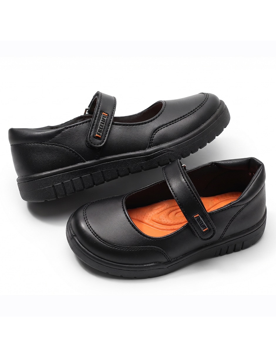 Zapato de piel para niña 2