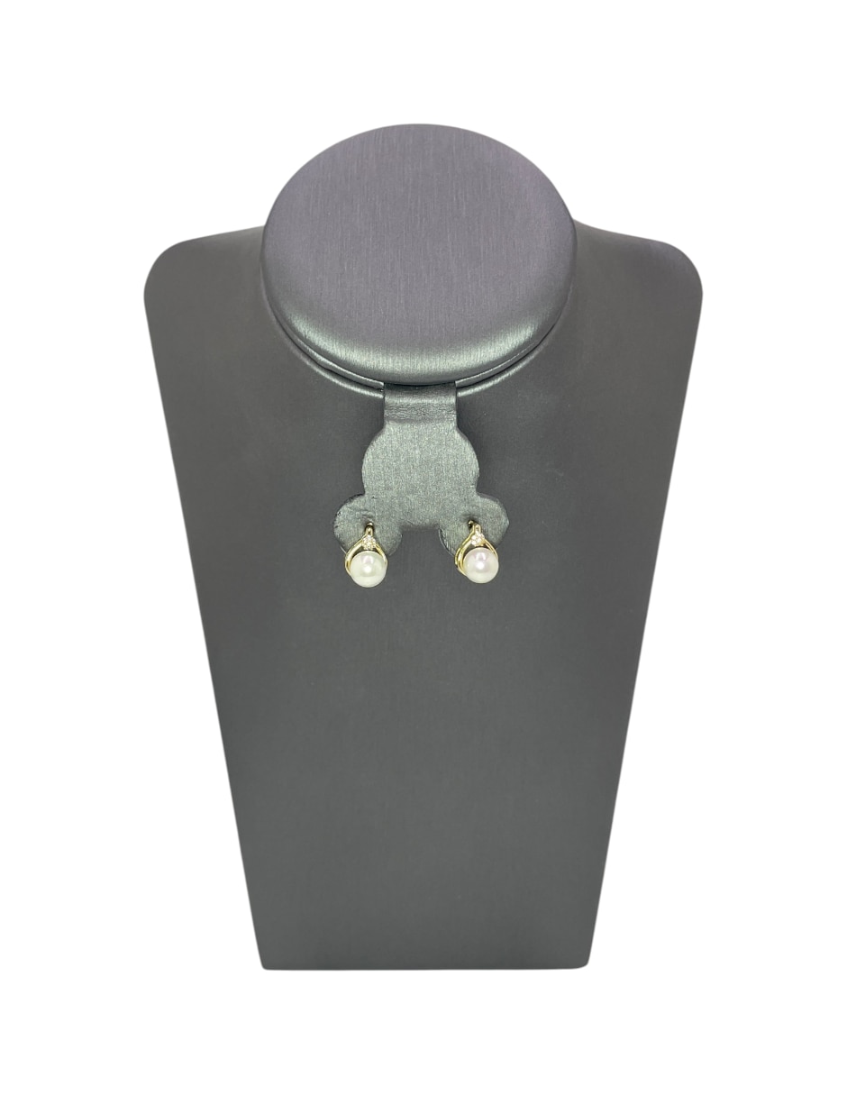 Aretes y collar de zirconia