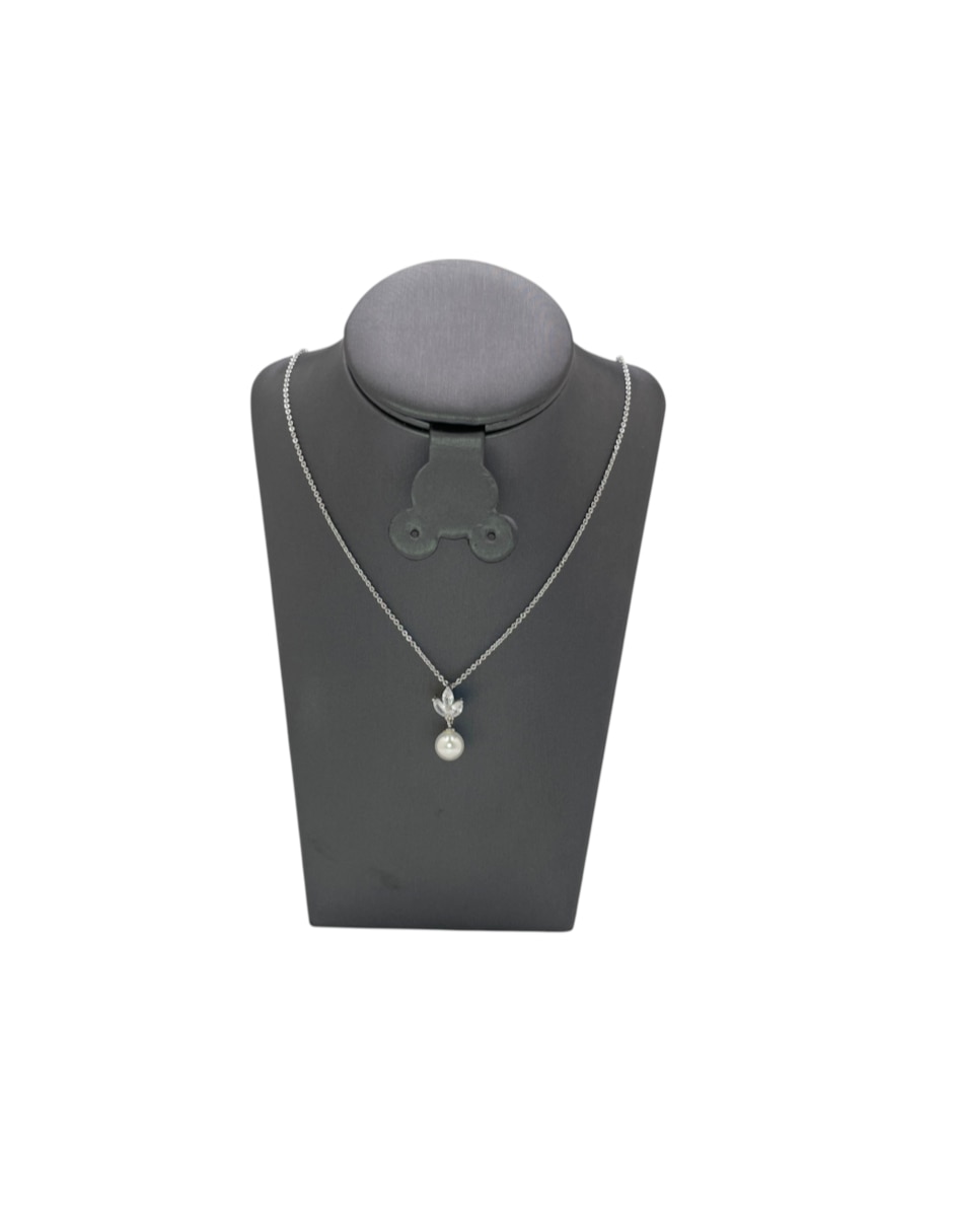 Aretes y collar flor de acero inoxidable zirconia 2