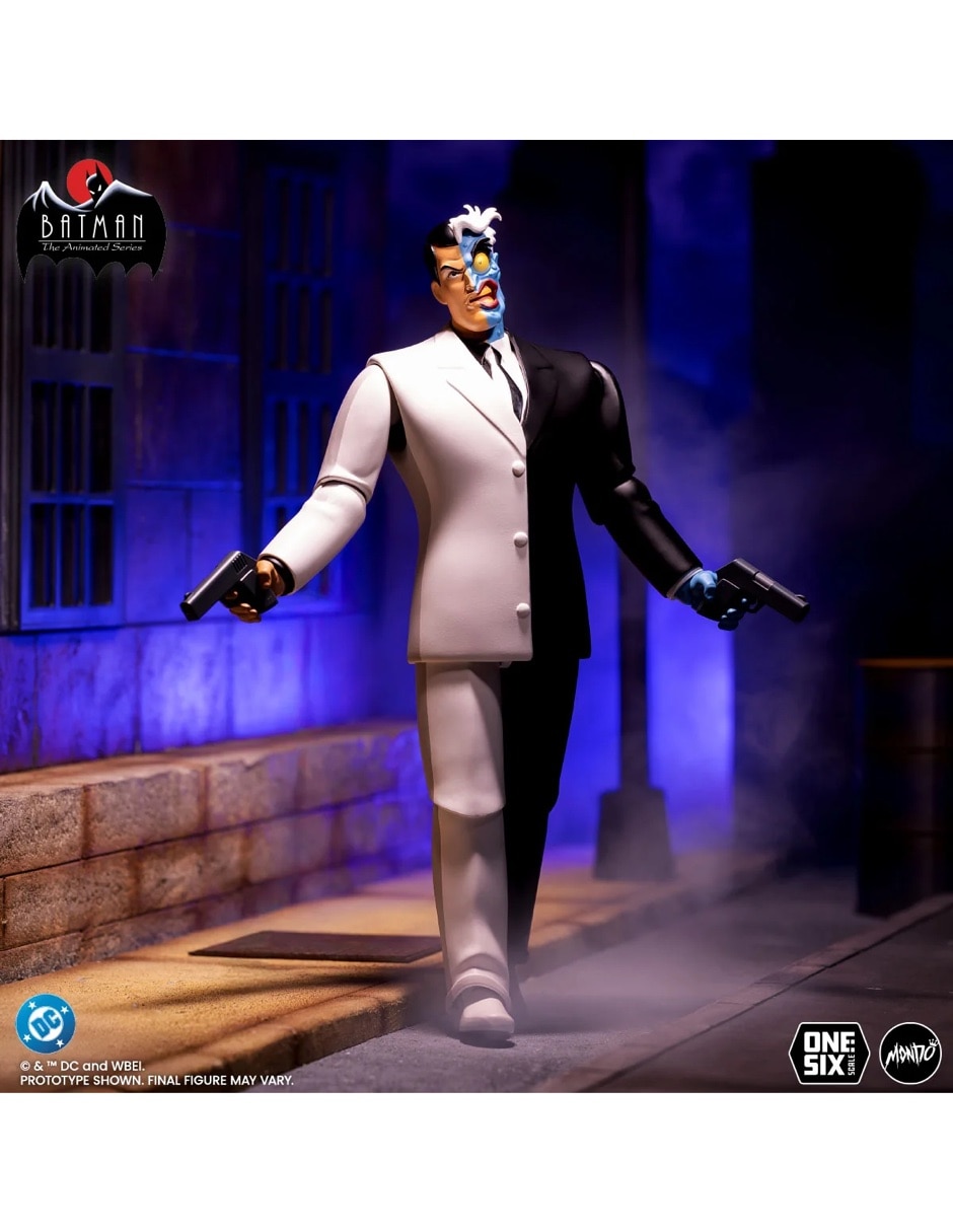 Figura de colección articulada Batman The Animated Series two face limitada 5