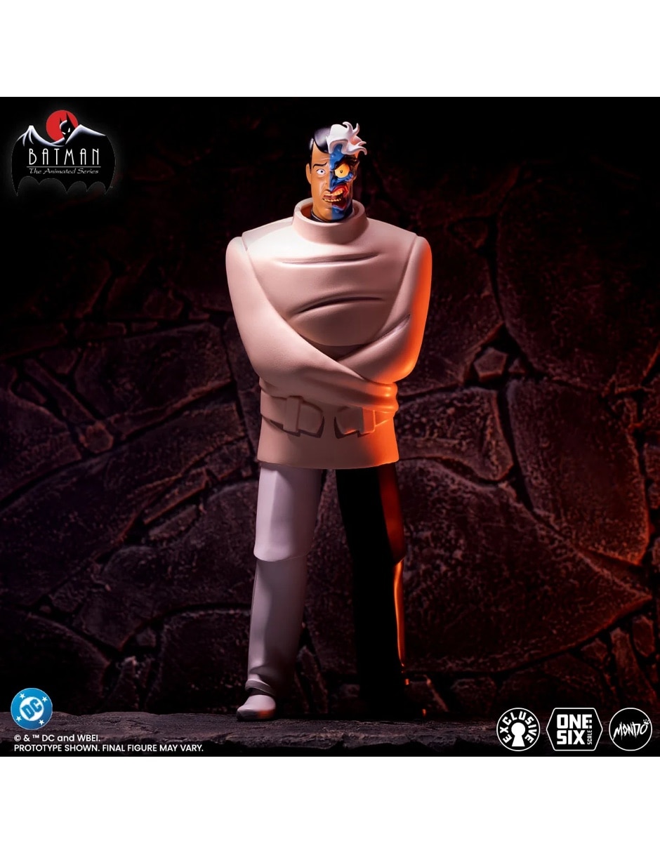 Figura de colección articulada Batman The Animated Series two face limitada 7