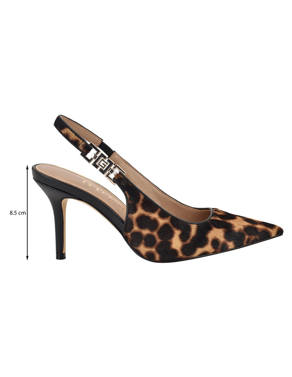 Zapatilla de piel 8