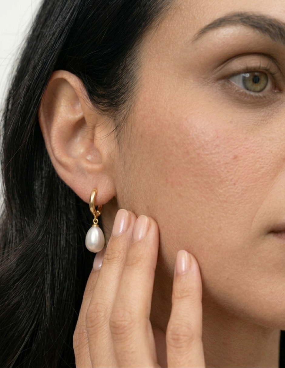 Aretes largos de gota de plata P 925 con acabado baño de oro perla de agua