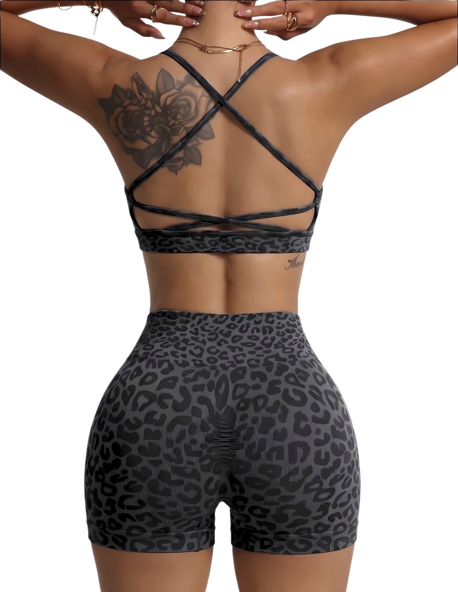 Conjunto deportivo regular con elástico para mujer 3