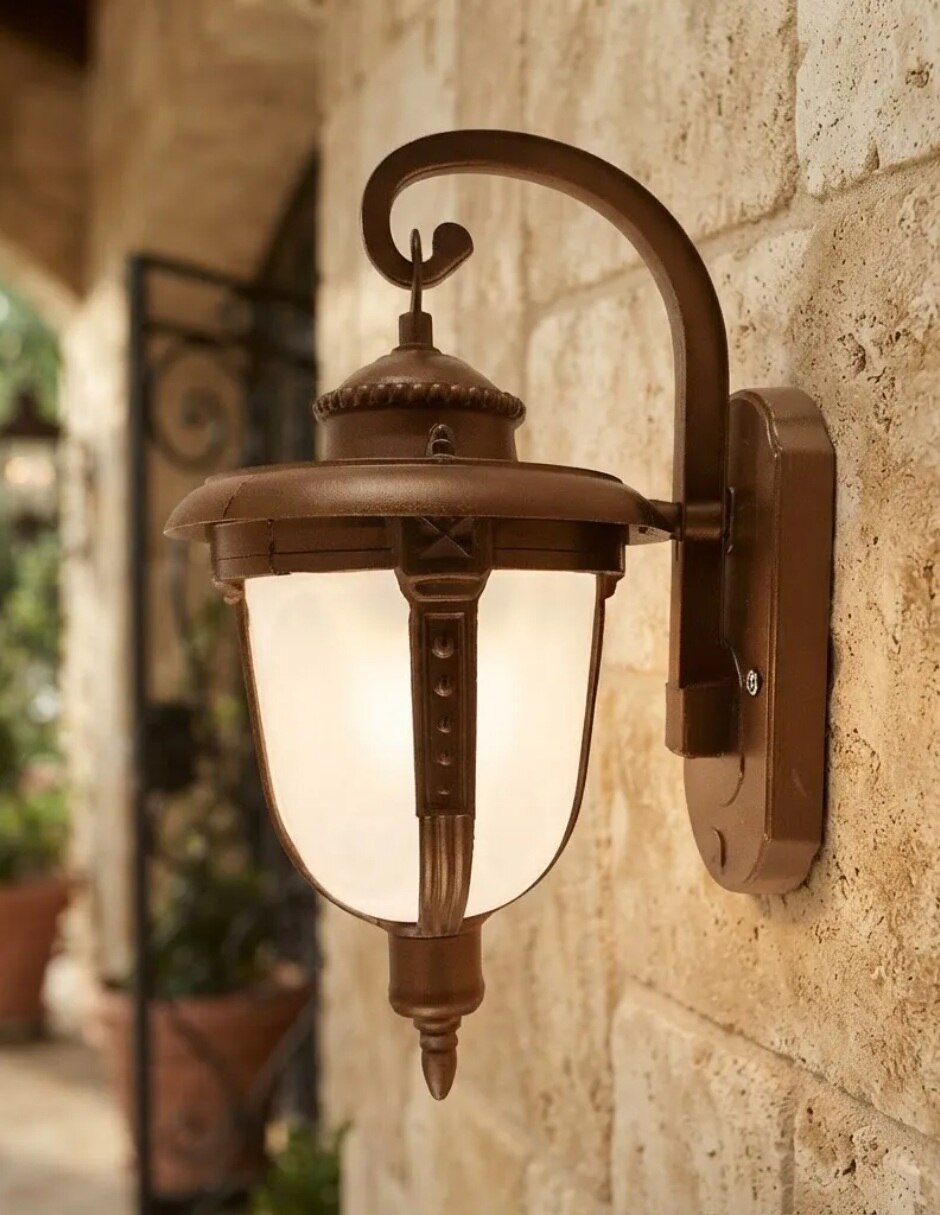 Arbotante Incandescente y LED Faroly
