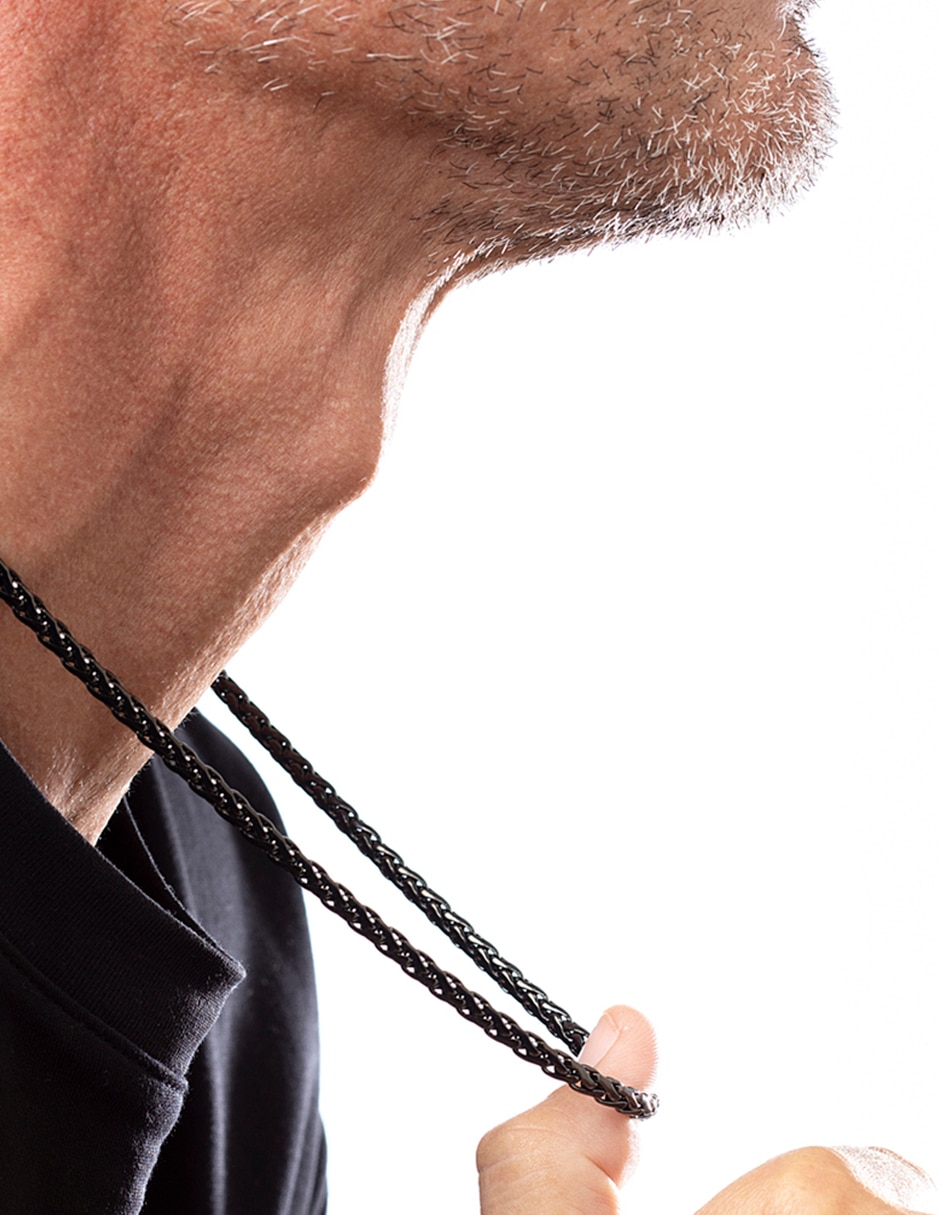 Collar urban man de acero inoxidable