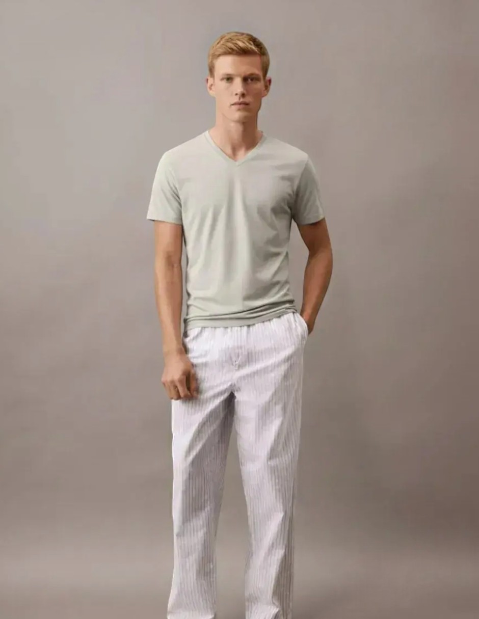 Playera cuello v para hombre 3