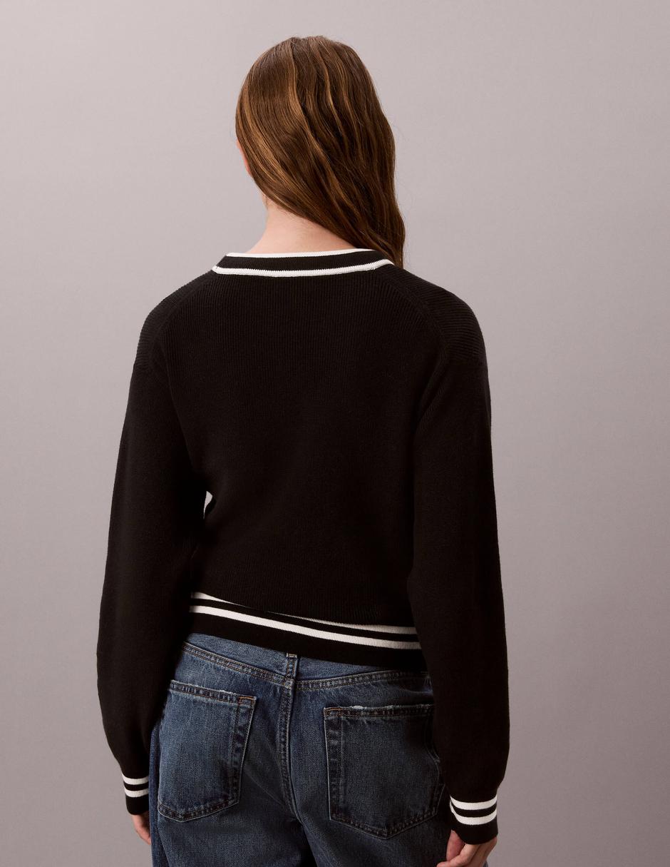 Suéter cuello redondo para mujer