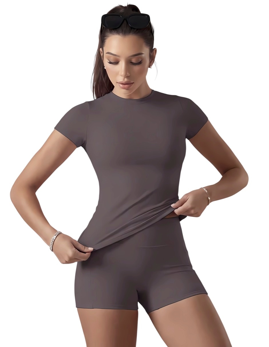 Conjunto deportivo ajustado con elástico para mujer