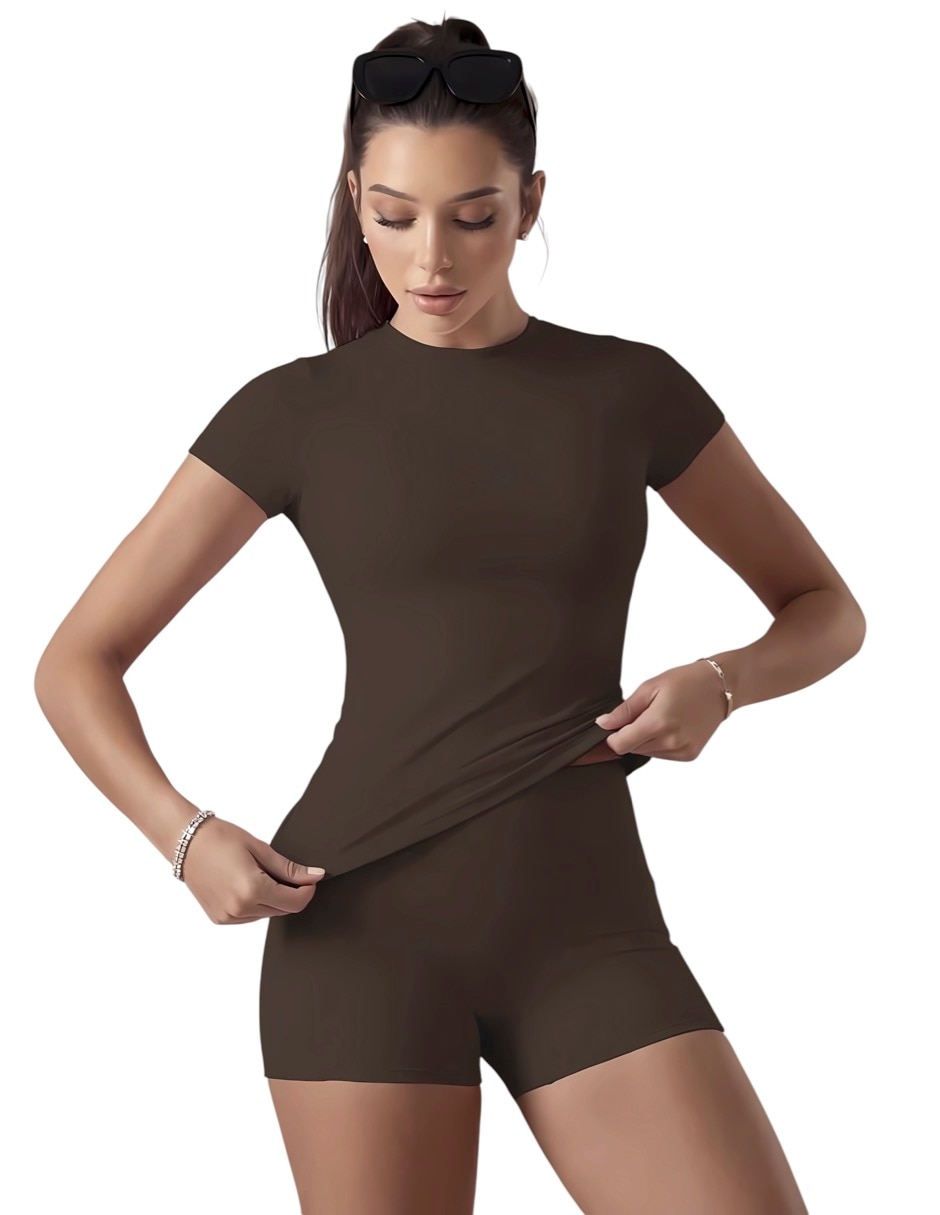 Conjunto deportivo ajustado con elástico para mujer