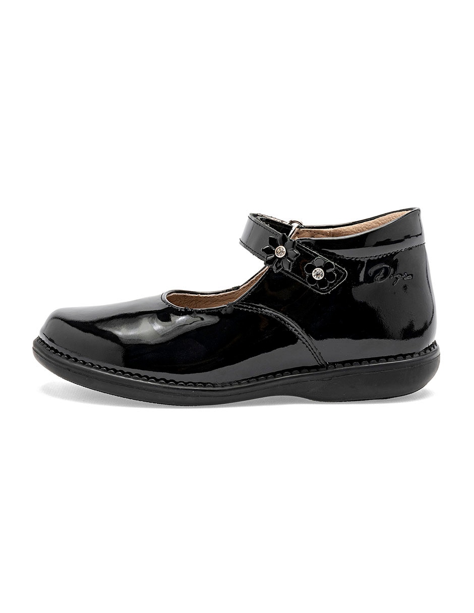Zapato de piel para niña