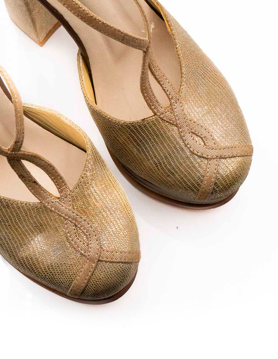 Zapatilla de piel 5
