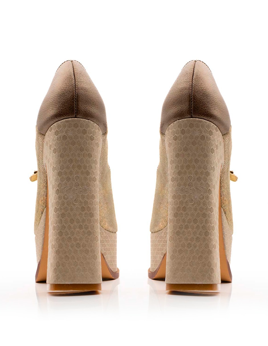 Zapatilla de piel 2