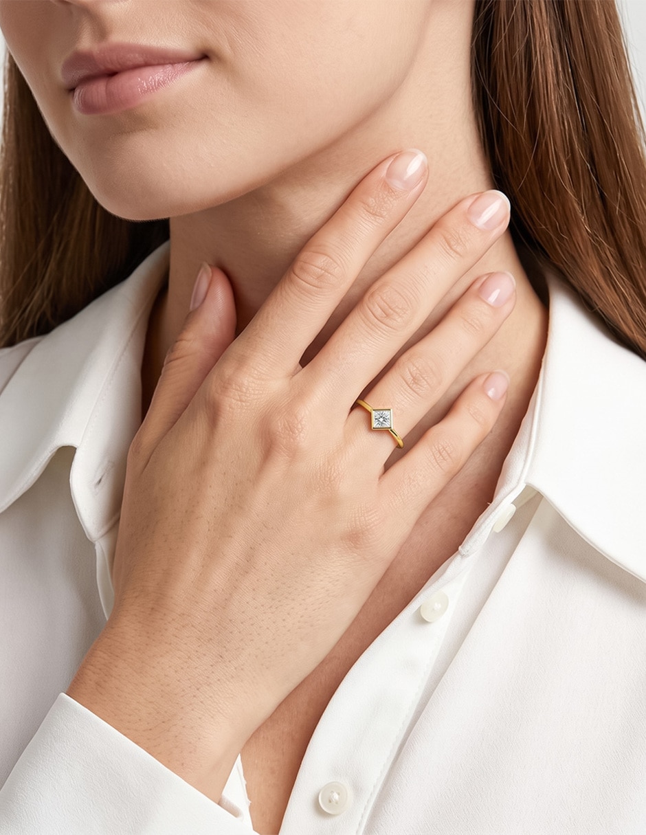Anillo 10 k de oro zirconia brillante 5