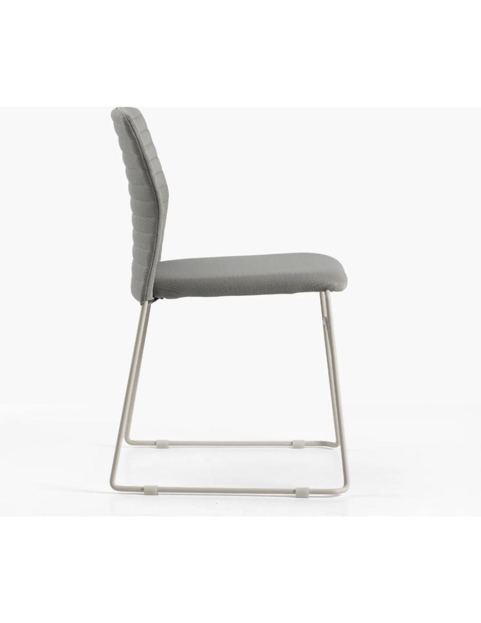 Silla de metal 3