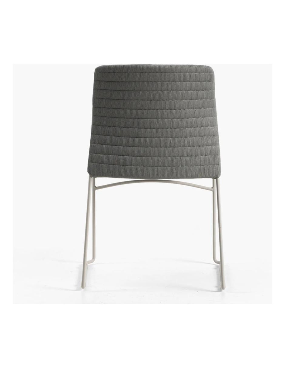 Silla de metal 4