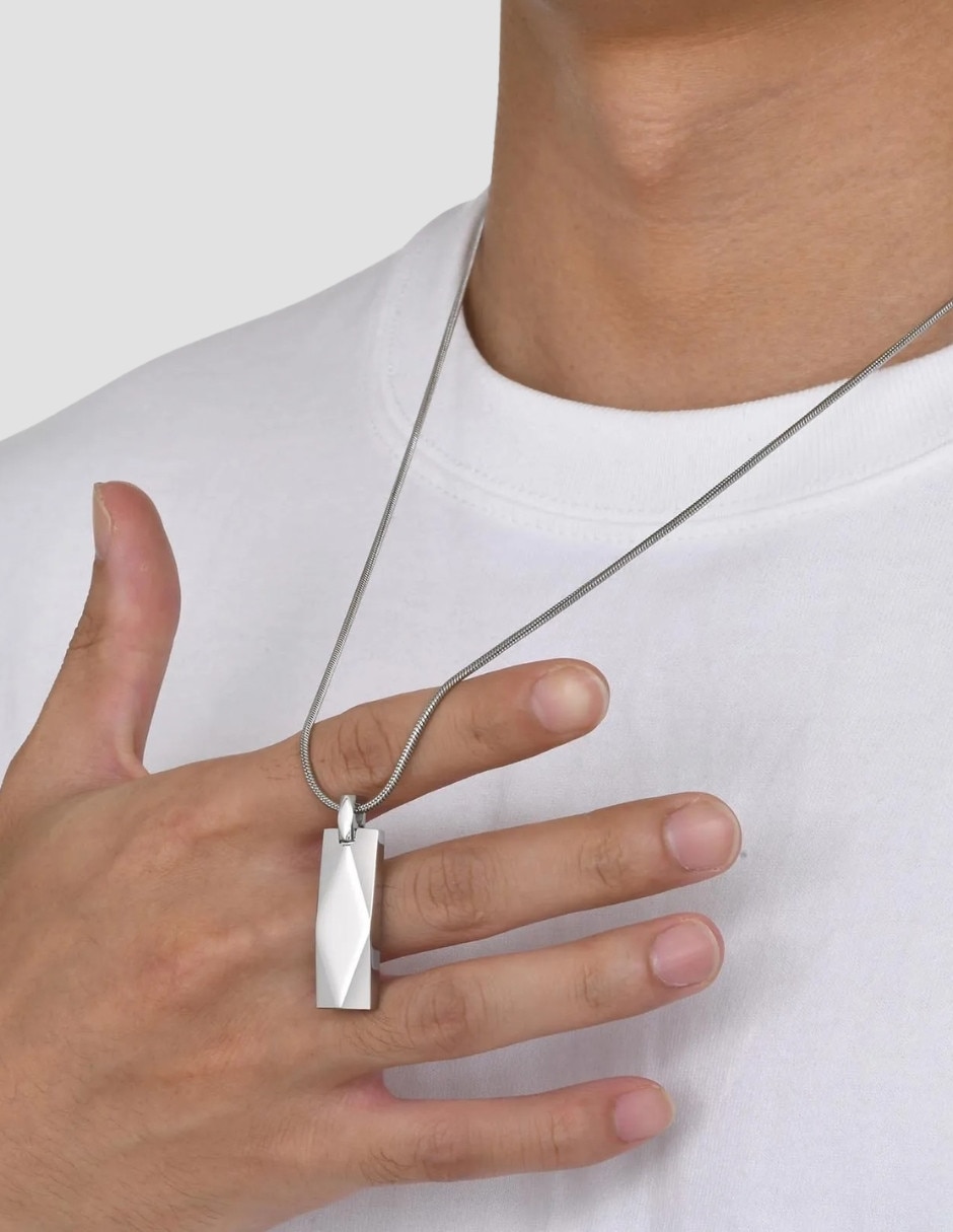 Collar con dije rectangular Chulada Black