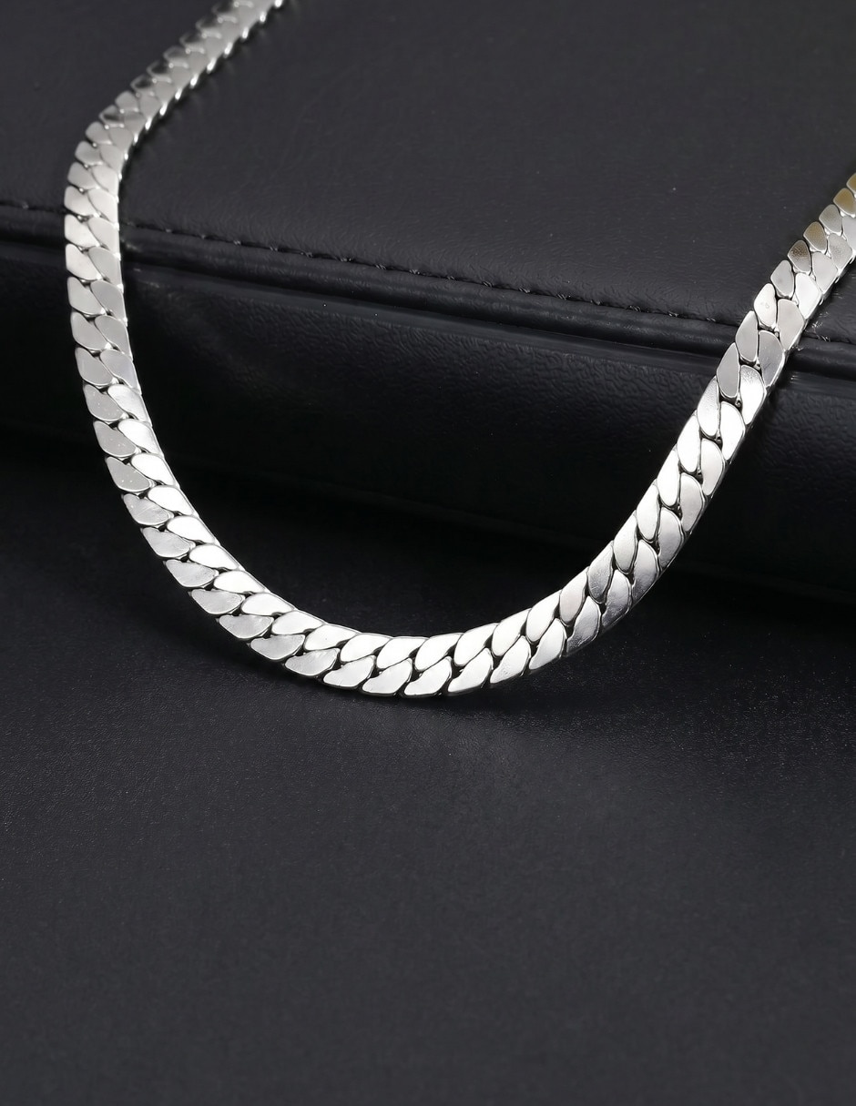 Cadena Black